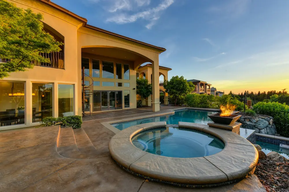 Outdoor Living